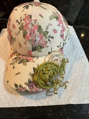 Women’s Floral Baseball Cap with Decorative Rosette